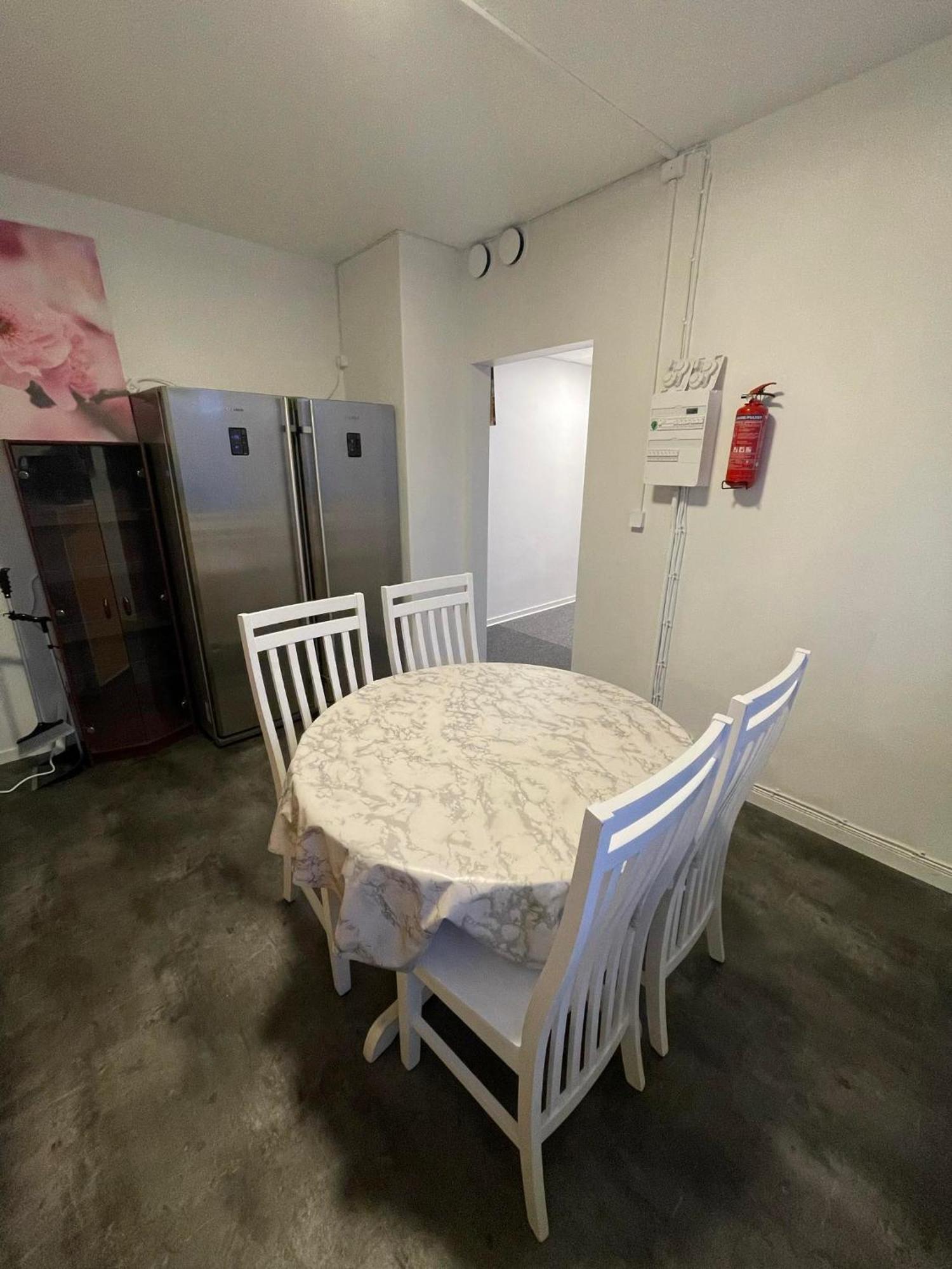 Office Motel Гьотеборг Екстериор снимка